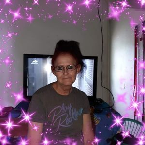 Meet your Posher, Linda